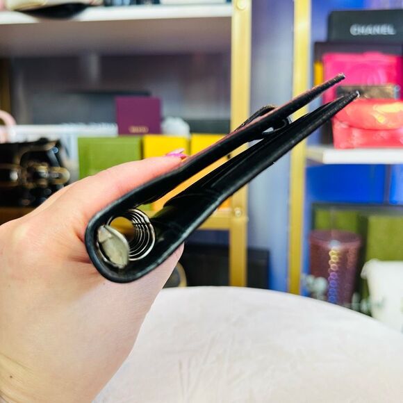 Gucci RARE Python Pink/Red Black Leather Silver Hardware Agenda Passport Holder - Picture 7 of 14